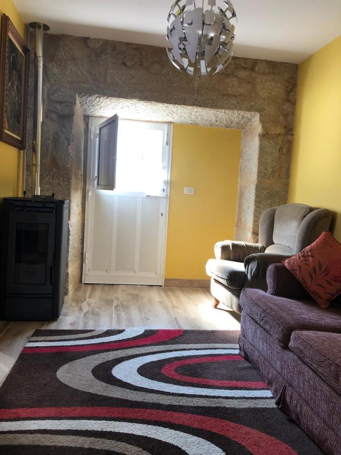 Precioso Apartamento Fina La Caprichosa En Centro De Mondariz Esterno foto